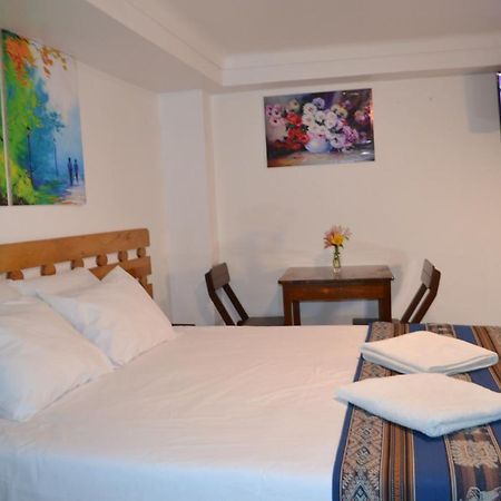 Fiesta Inn Ceniza Cuzco Buitenkant foto